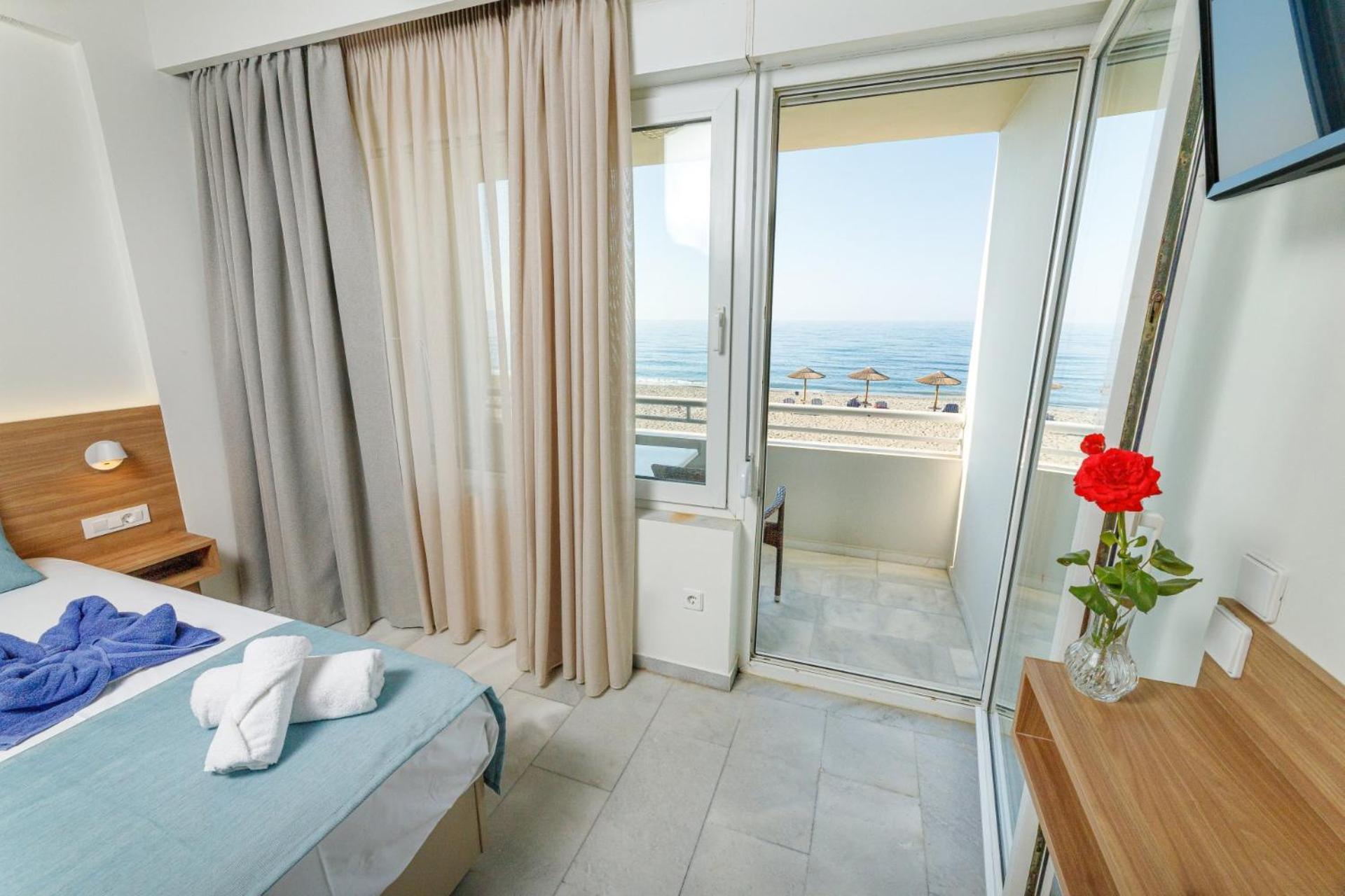 Kostakis Beach Йеранион Экстерьер фото